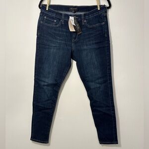 NWT Banana Republic High-Rise Skinny Jeans Size 30P in Dark Wash